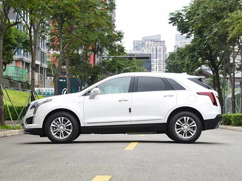 凱迪拉克XT5正側