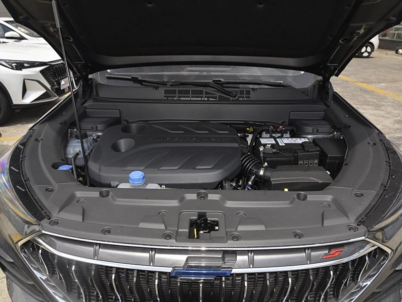 九江地區(qū)長安歐尚X5年末降價來襲！最新報價6.89萬，僅此一次